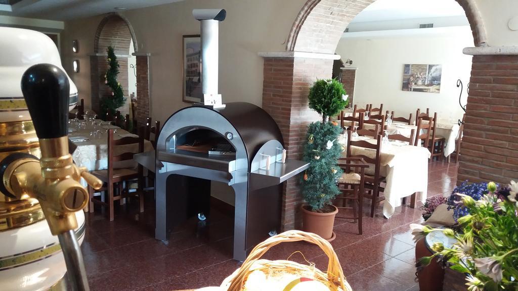Agriturismo Sant' Isidoro Villa Anagni Bagian luar foto